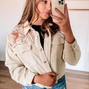 90’s Western Inspired Cropped Corduroy Jacket